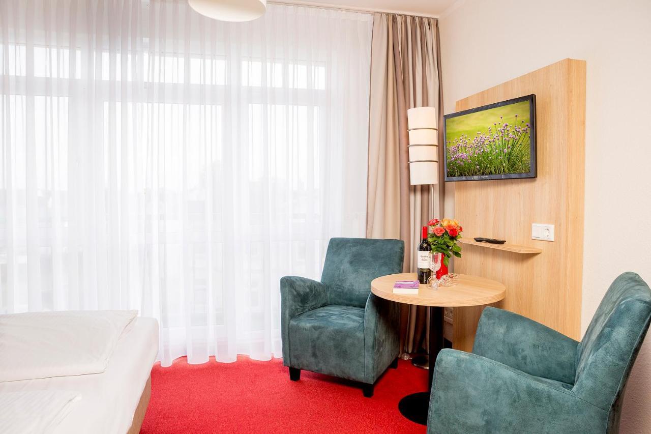 Hotel Garni Sonne 제바트헤링스도르프 외부 사진